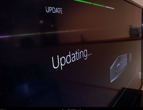 Xbox-One-Updating-Screen-Shot